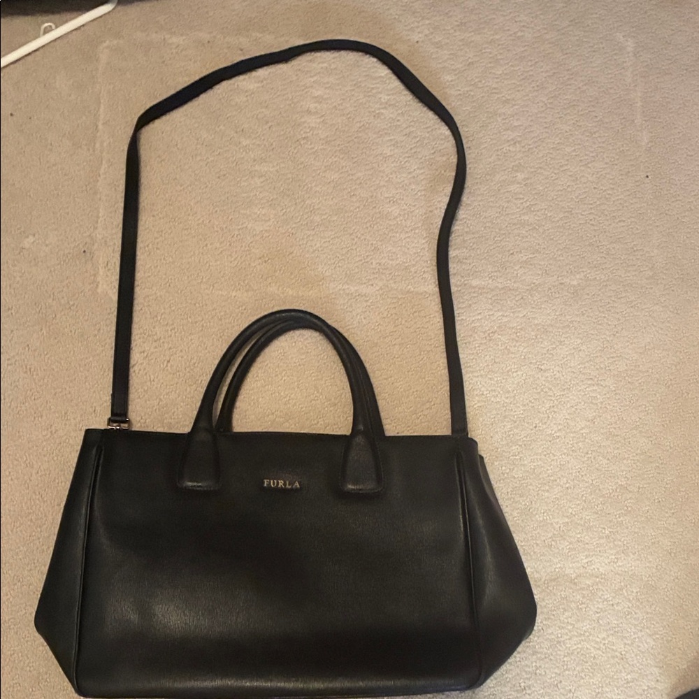 Furla Black Satchel Bag👝